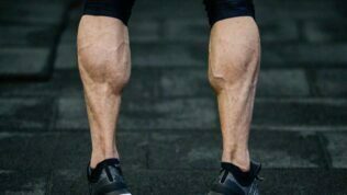 حرکات ورزشی برای چاق شدن ساق پا