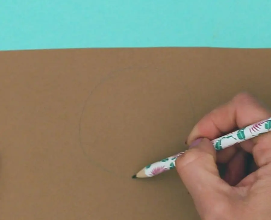 رسم همه اجزا صورت کاردستی بوقلمون