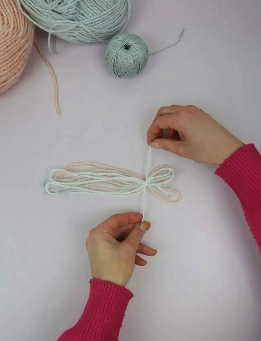 گره نخ های کموا برای دم اسب تک شاخ