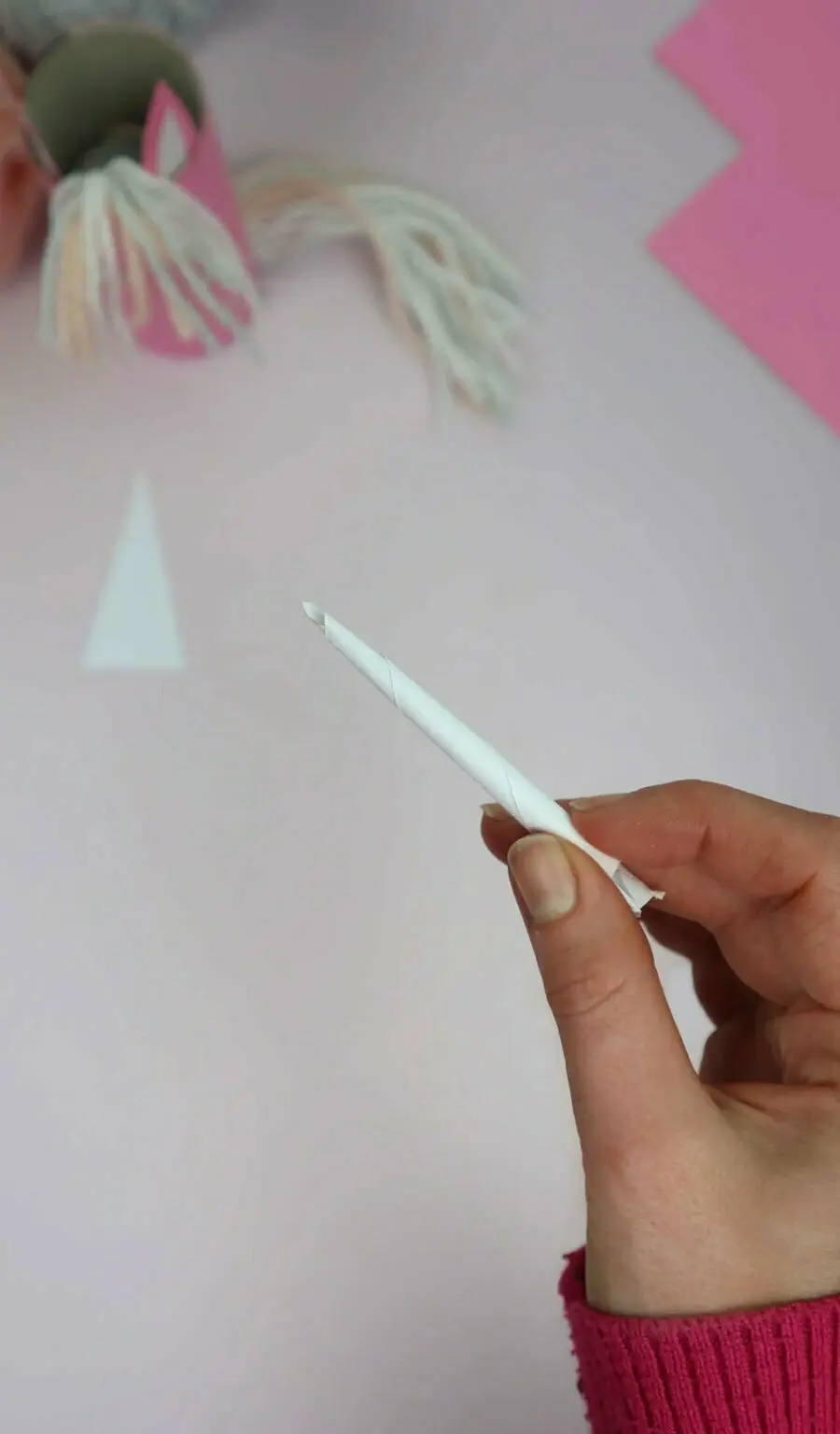 شاخ کاردستی اسب تک شاخ